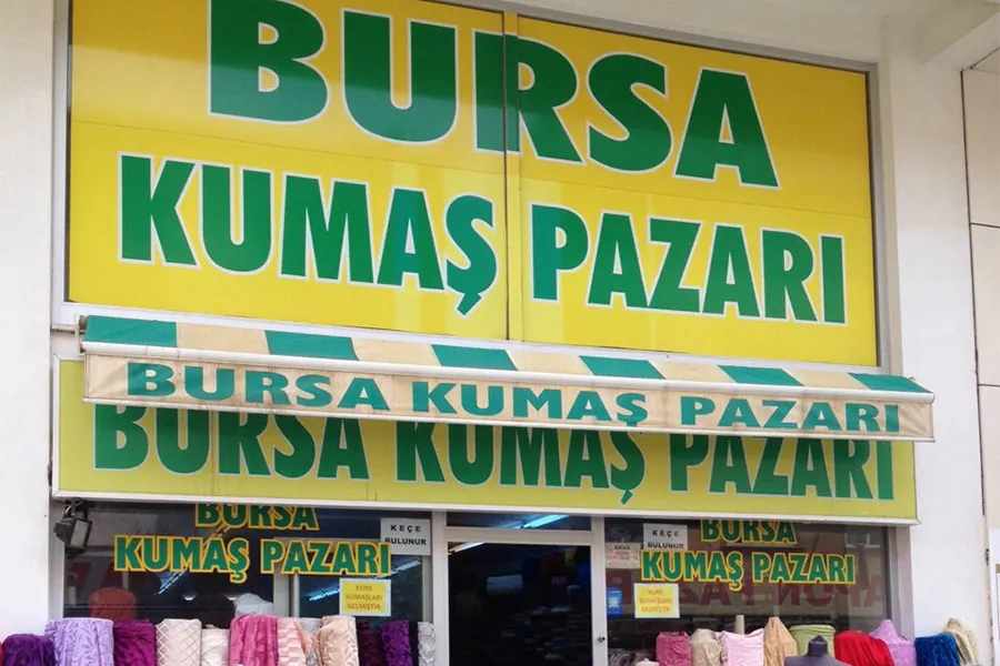 Bursa Kumaş Pazarı Çayırova mağazası tabelası